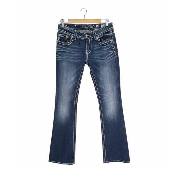 Miss Me Jeans Bootcut Size 28/6 Fleur De Lis Blue Denim Studded Sequins EUC - Picture 1 of 11